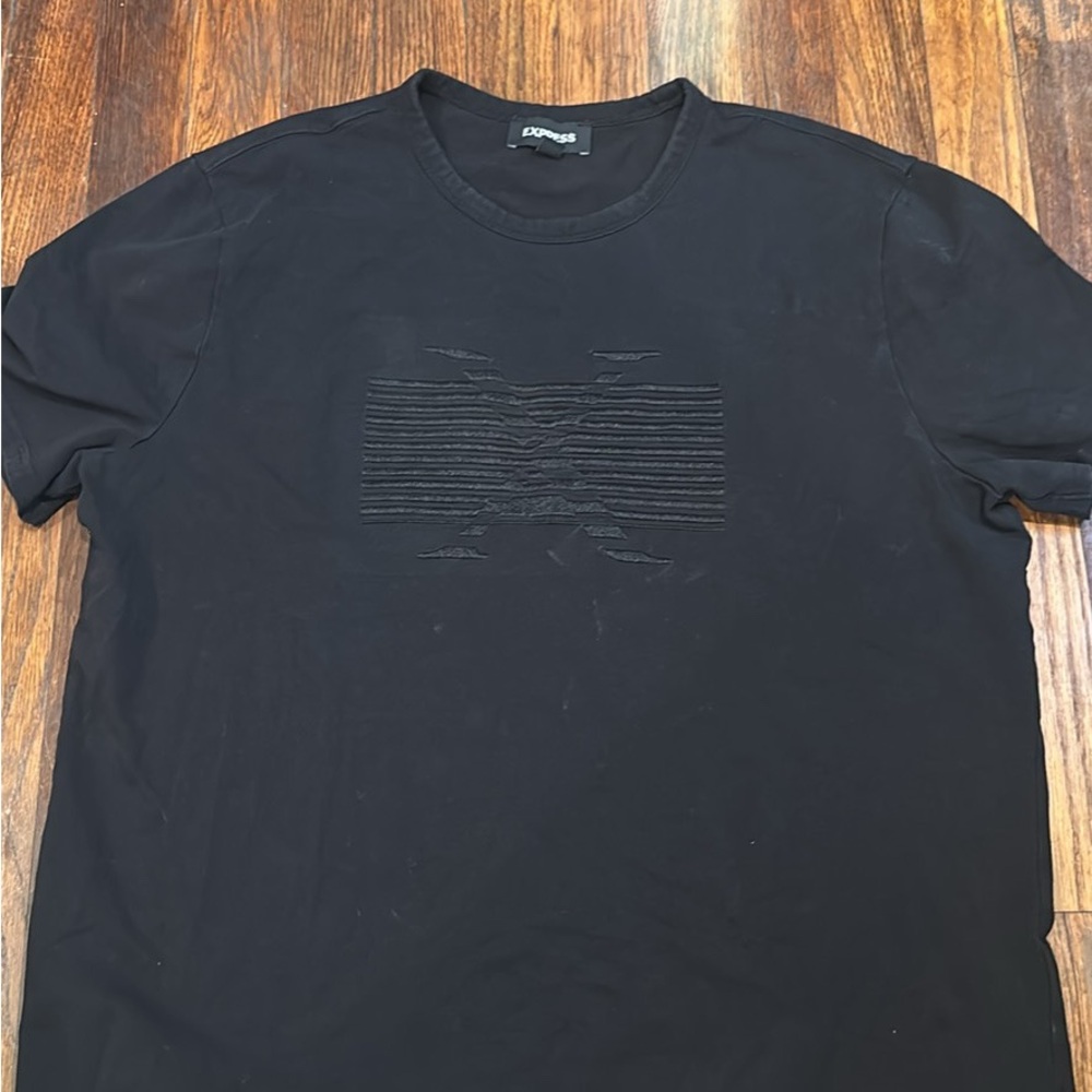 Men’s express t shirt size L